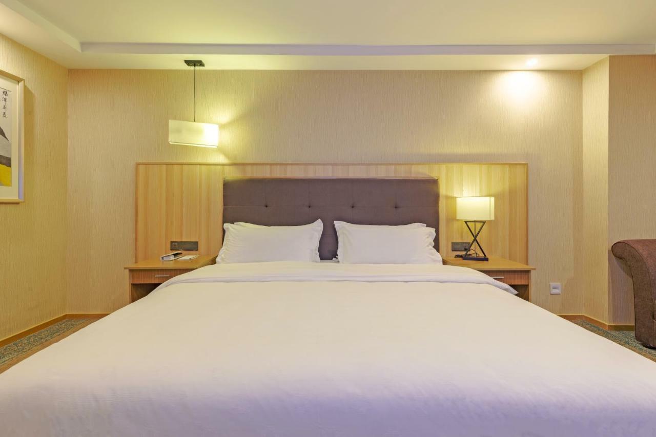 Echarm Hotel Shanghai Hongqiao Екстериор снимка