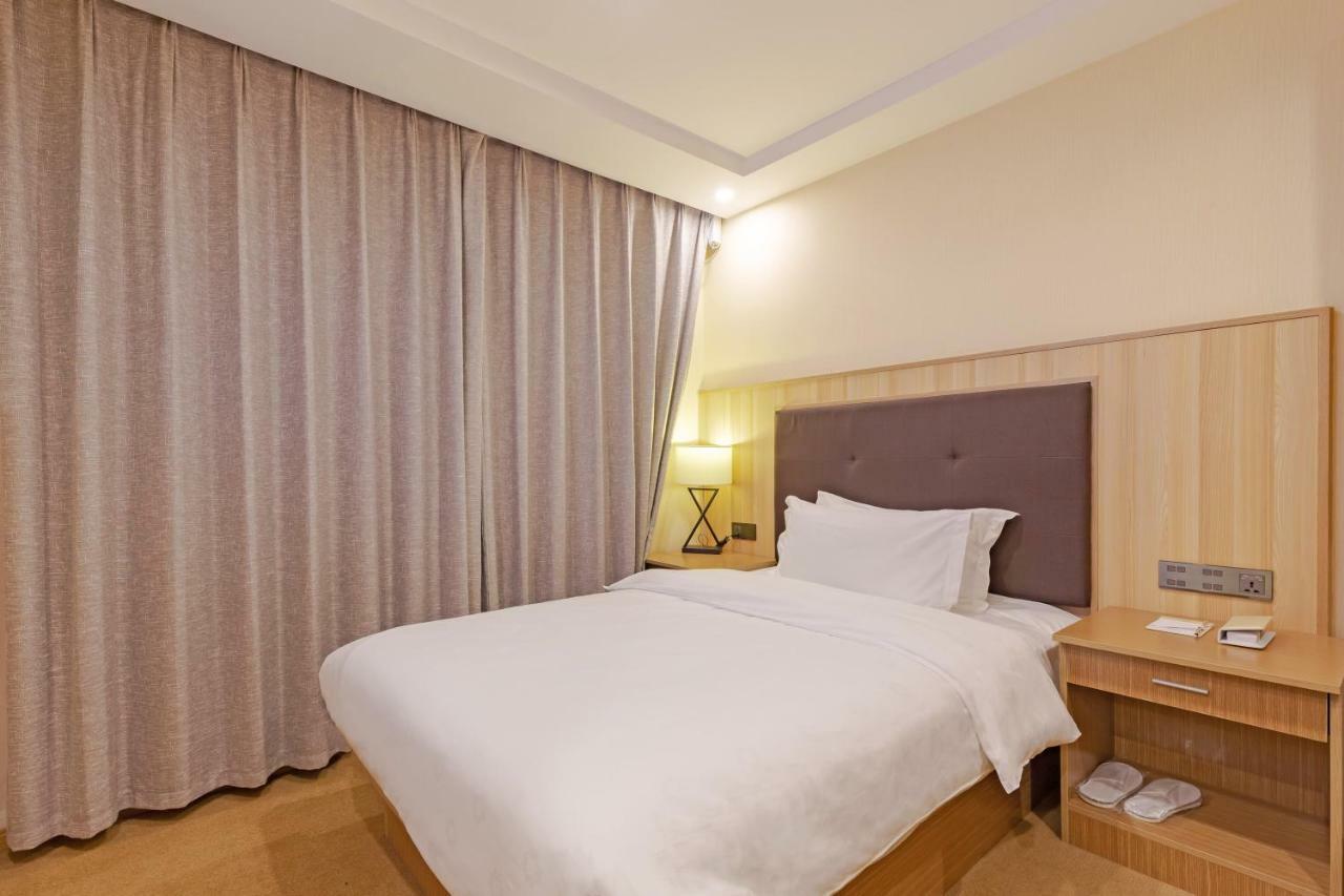 Echarm Hotel Shanghai Hongqiao Екстериор снимка